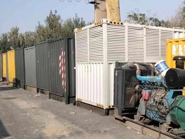普兰店200KW柴油发电机机组每小时油耗是多少?