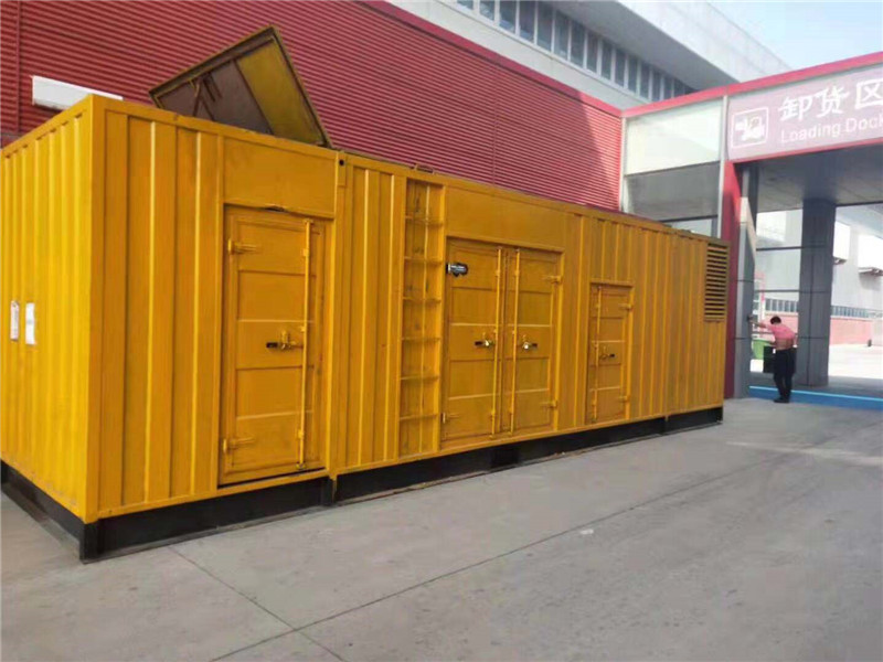普兰店柴油发电机组预热机油时需要注意哪些安全事项?
